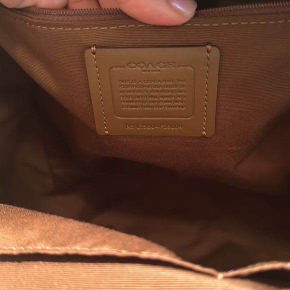 Coach Charlie Leather Backpack Tan color - Picture 8 of 11